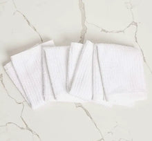 Load image into Gallery viewer, Wednesday Laundry Service Pickup Daily Towels